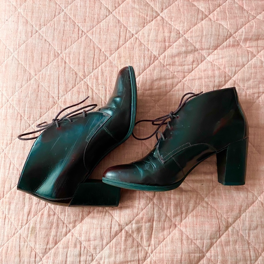 Clarks lace up pointed toed heeled boots